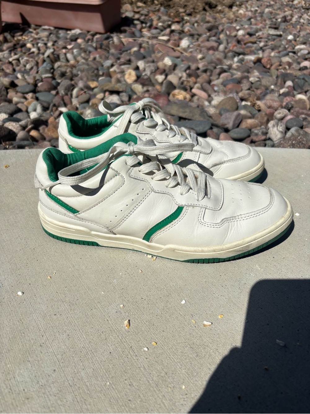 Shoes - Picture 5 of 10